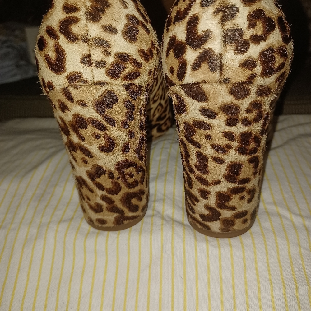 Ladies Sam Edelman Pumps - Picture 5 of 5
